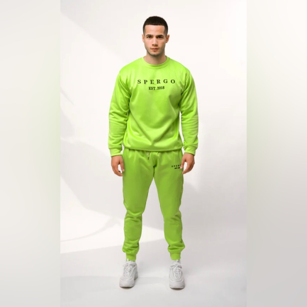 SPERGO “Leo” Sweatshirt And Trackpants